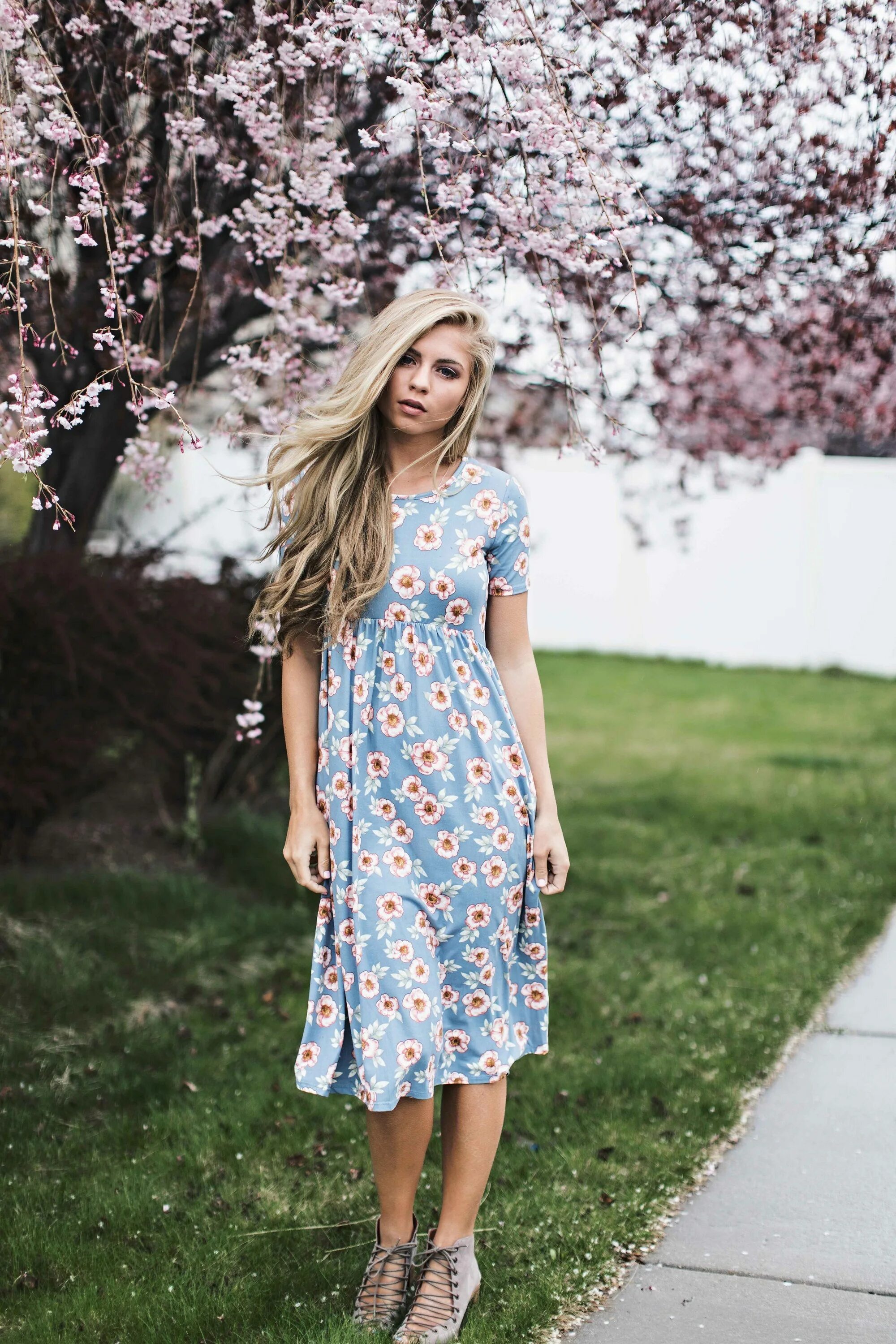 Платья весна фото 96% Polyester 4% Spandexmodel is 5'6, bust 34c, waist 28", inseam 26", pant size