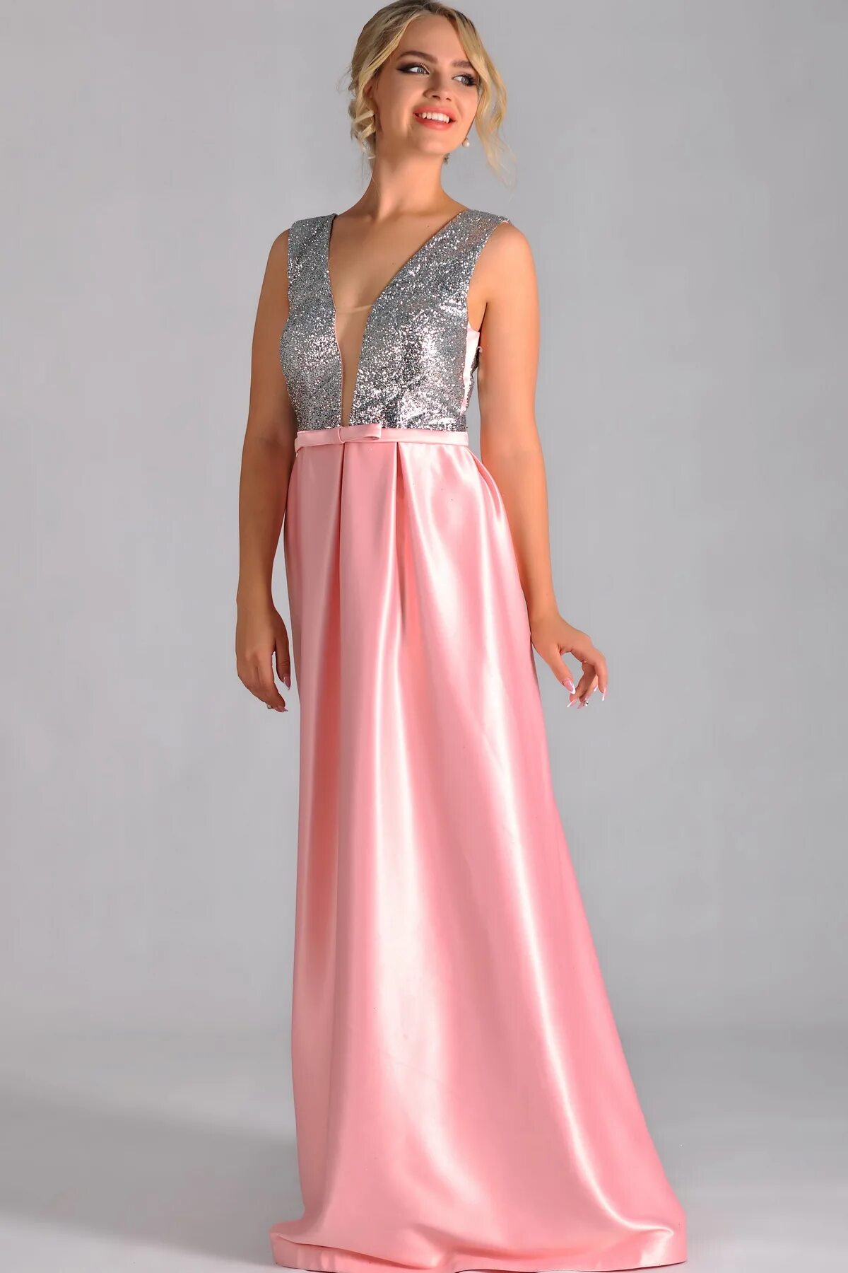 Платья во владимире цены и фото Арт: 41-84 Вечернее платье с блестками на лифе купить в Москве. Размеры: 42-44-4