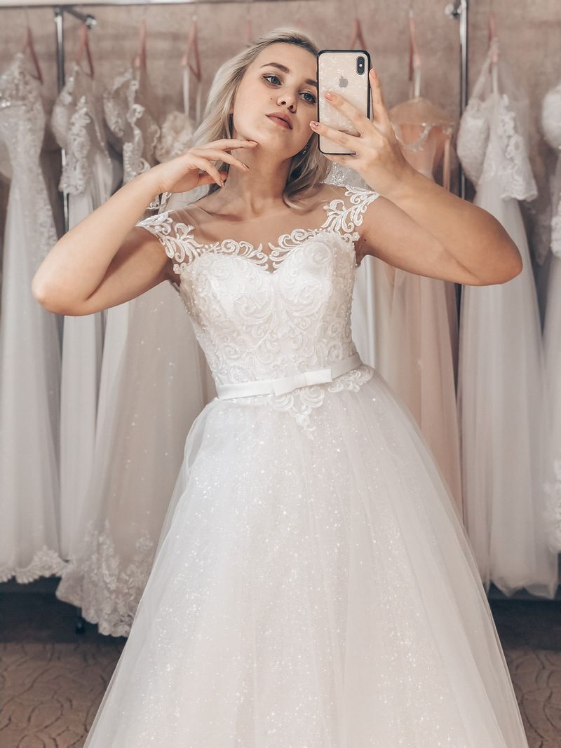 Платья воронеж недорого фото и цены Недорогие свадебные платья Киприда свадебный салон Воронеж - фото, каталог плать