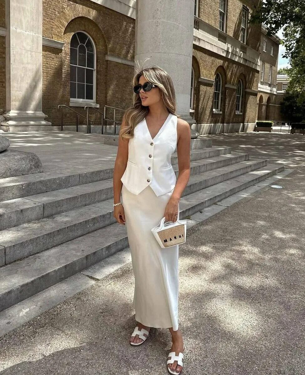 Платья женские стильные 2024 тренды фото Жилетка на лето 2024: Обязательный элемент гардероба каждой модницы Анастасия Ар