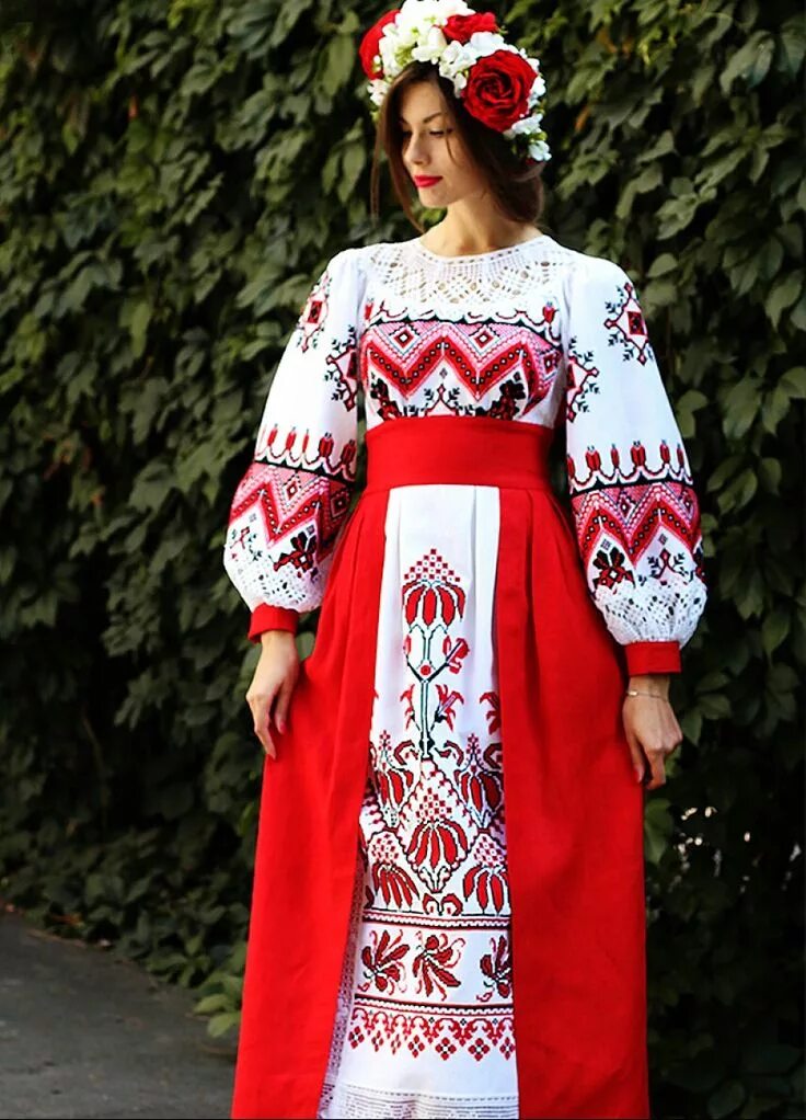 Платья женские в народном стиле Пин на доске Folk fashion Платье с вышивкой, Платья, Белые льняные платья