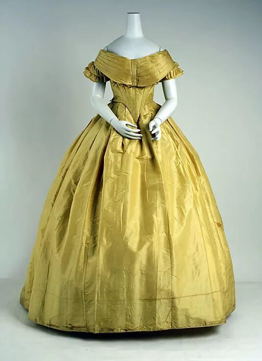 Платьях века фото россия 1850-1860's Gold silk Ballgown with fischu effect at neckline, American. Victori
