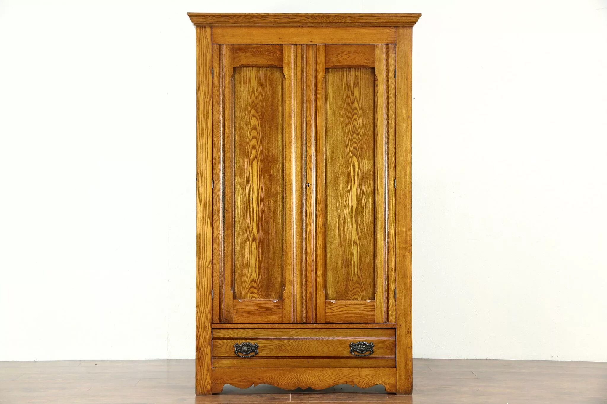 Платяной шкаф фото Victorian Eastlake 1890 Antique Oak & Ash Armoire, Wardrobe or Closet