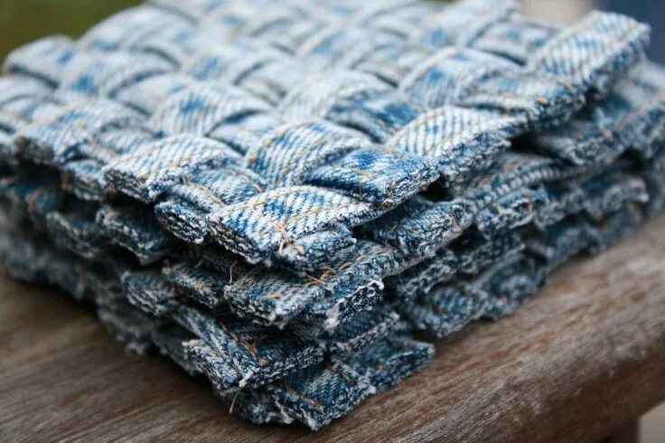 Плед из джинс фото Simple Things Notebook: Making: Woven Jean Seam Coasters Denim crafts diy, Denim
