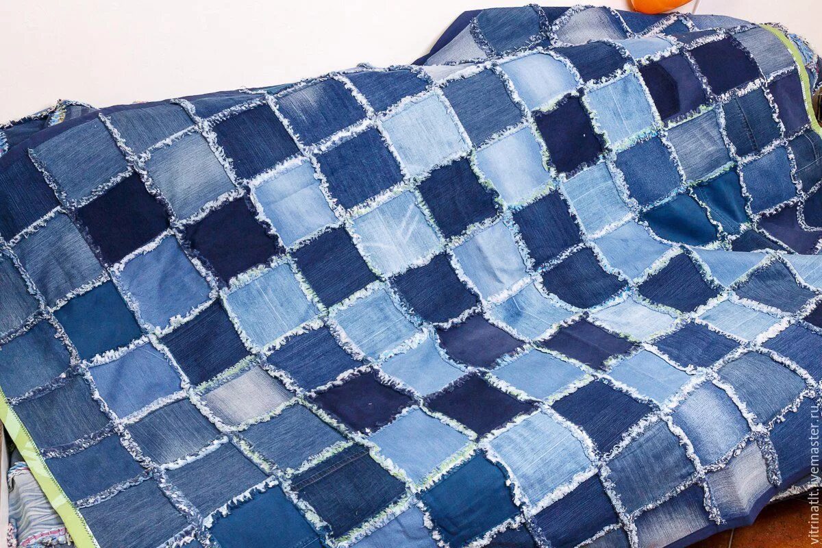 Плед из джинсов фото Джинсовое покрывало в интернет-магазине на Ярмарке Мастеров Пледы, Тольятти - до