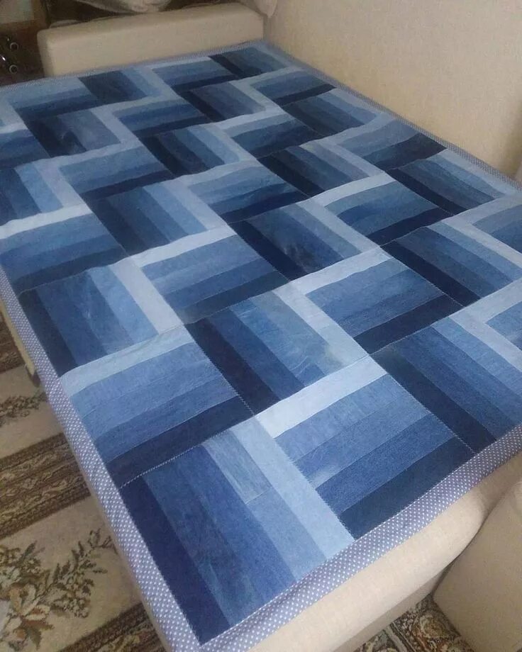 Плед из джинсов фото БЕСПЛАТНЫЕ ВЫКРОЙКИ pdf/ШИТЬЁ on Instagram: "Идеи из старых джинсов #отличнаяиде