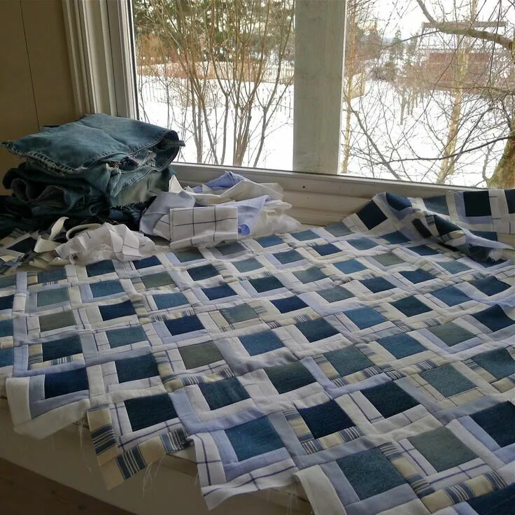 Плед из старых джинсов своими руками фото Mias Landliv Quilts, Denim quilt, Blue jean quilts