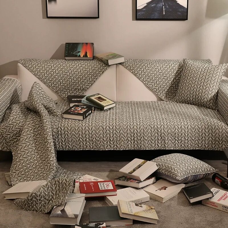 Плед на диване в интерьере современном стиле Купить Покрывало для дивана Мехия в "четырех сезонах" Северные диванную подушку 