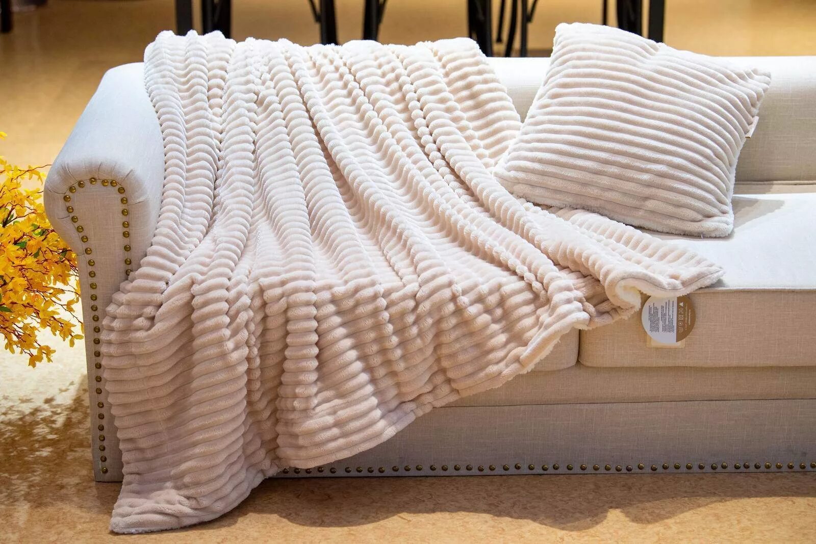 Плед в интерьере фото Плед Sofi de Marko "Полоса" (160х220 см) 178303 - купить по цене 5 500 руб. в ин