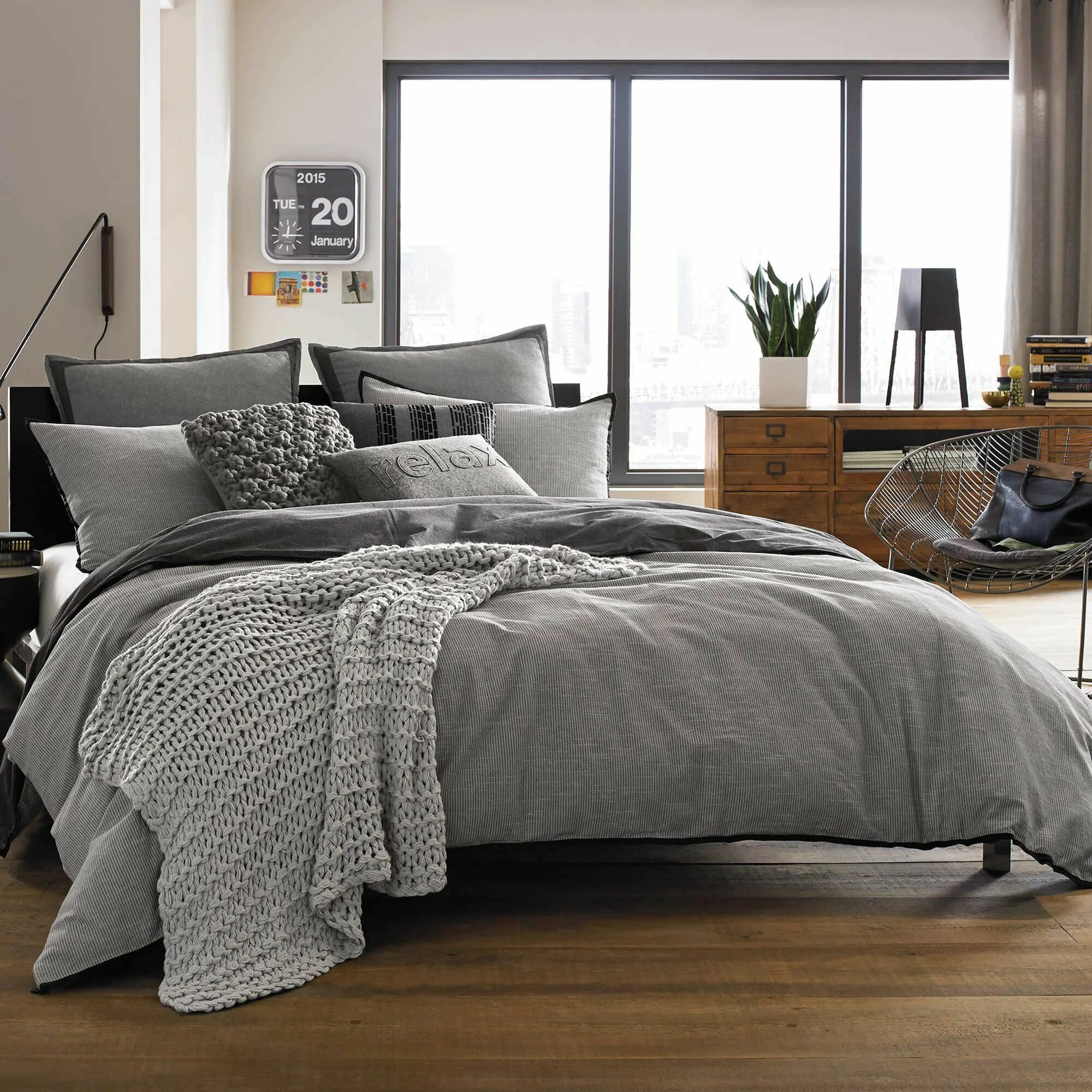 Плед в интерьере спальни Kenneth Cole Reaction Home Oxford Reversible Duvet Cover in Grey Stripe Grey com