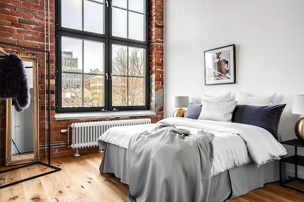 Плед в стиле лофт Un loft à la décoration raffinée et à la vue sur l'eau Décoration maison, Décora