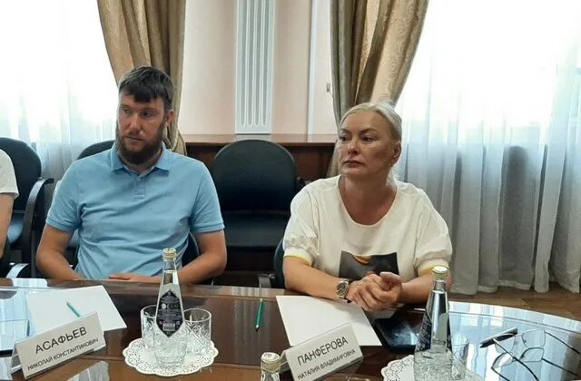 Плеханов дмитрий новоузенск фото Дмитрий Плеханов встретился с представителями "Опоры России"