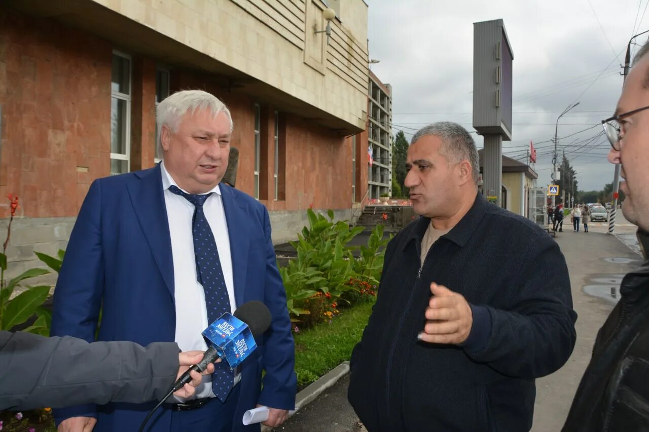 Плеханов дмитрий новоузенск фото Дмитрий Плеханов проверил ремонт тротуаров в Энгельсе