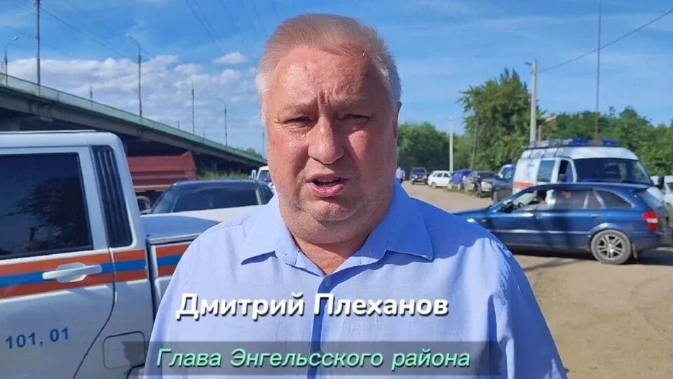 Плеханов энгельс фото Дмитрий Плеханов посетил место ДТП с грузовиком в Энгельсе - KP.RU