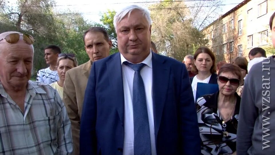 Плеханов энгельс фото Жители аварийных домов в Энгельсе призвали Плеханова не мешать строителям Новост