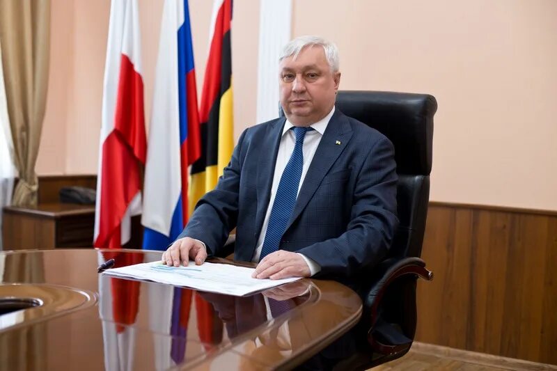 Плеханов энгельс фото Поздравление Главы Энгельсского муниципального района Д.П. Плеханова с Днём моло