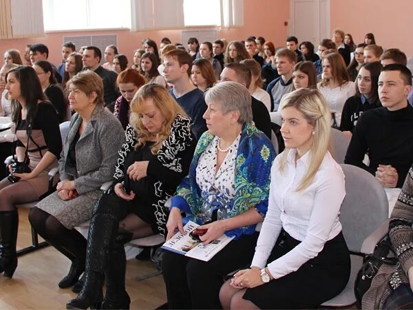 Плеханова брянск фото В Брянске проходит Всероссийская олимпиада по истории российского предпринимател