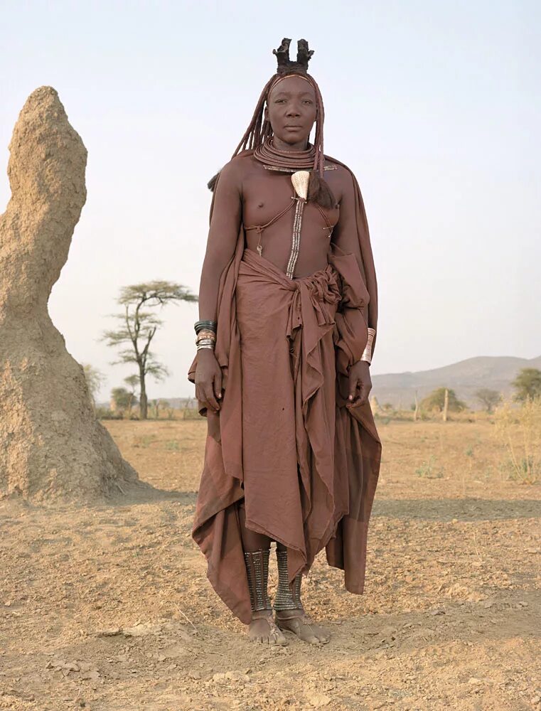 Племя химба женщины фото в полный рост Himbas Charles Fréger