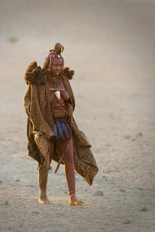 Племя химба женщины фото в полный рост Посреди нигде :: Андрей Артамонов (artamonoff2009) - Социальная сеть ФотоКто