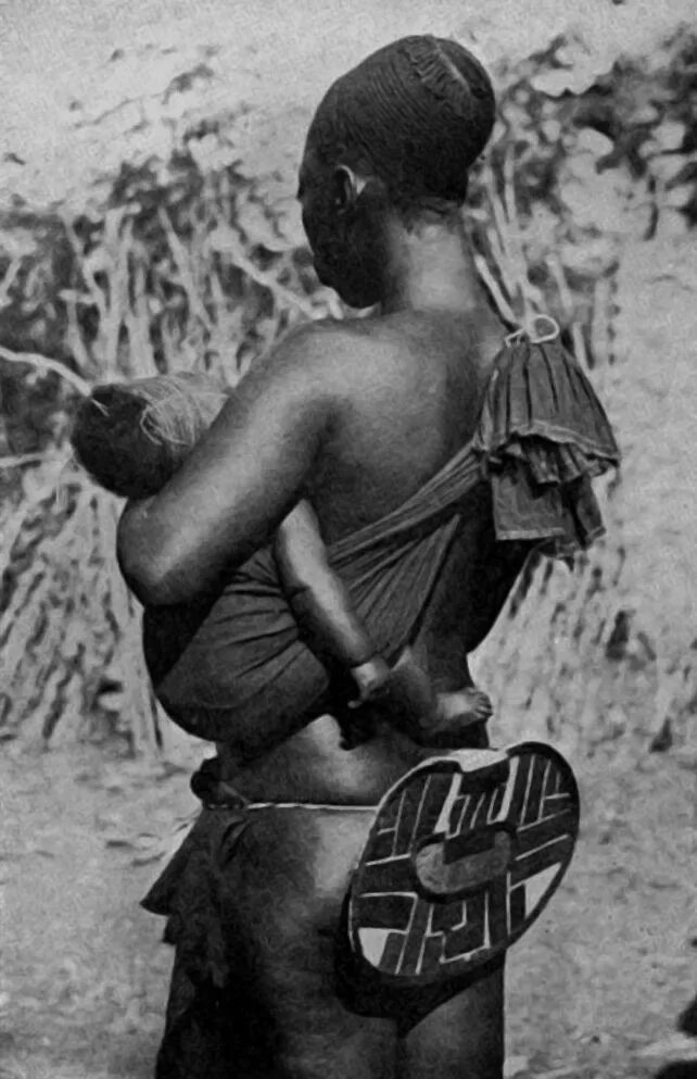 Племя мангбету удлинение черепа фото Pin by Amanda Maupin on Peoples of the World Africa, Traditional baby wear, Afri