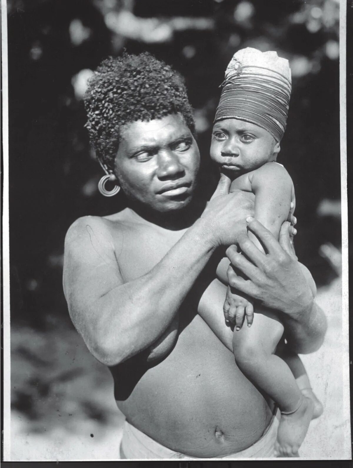 Племя мангбету удлинение черепа фото Headshaping - The Australian Museum