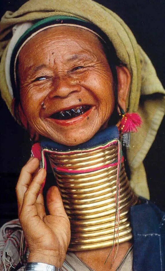 Племя женщины с кольцами на шее фото На суд общественности: кованный медный мужской браслет-кафф - ЯПлакалъ