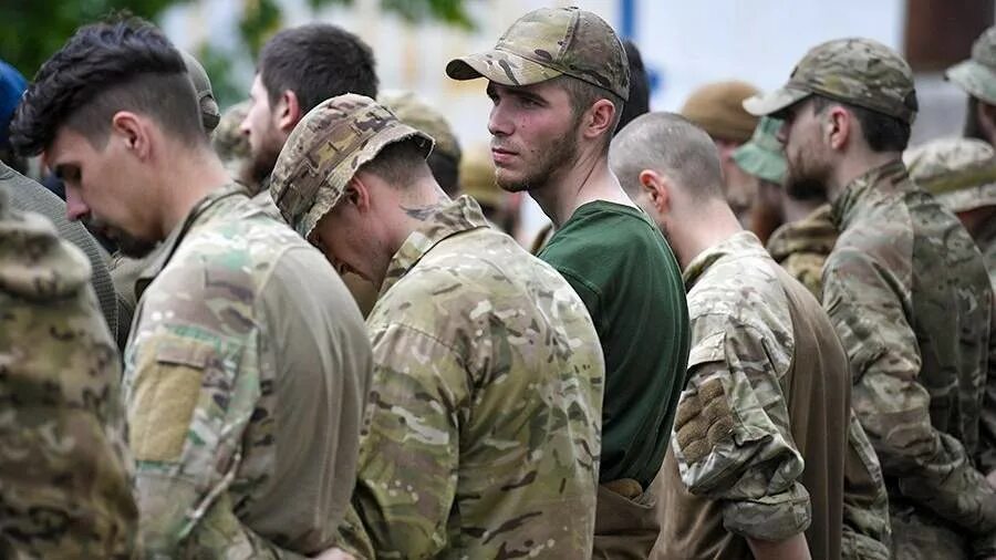 Пленные российские солдаты на украине фото Балицкий сообщил о массовой сдаче ВСУ в плен на запорожском направлении Новости 