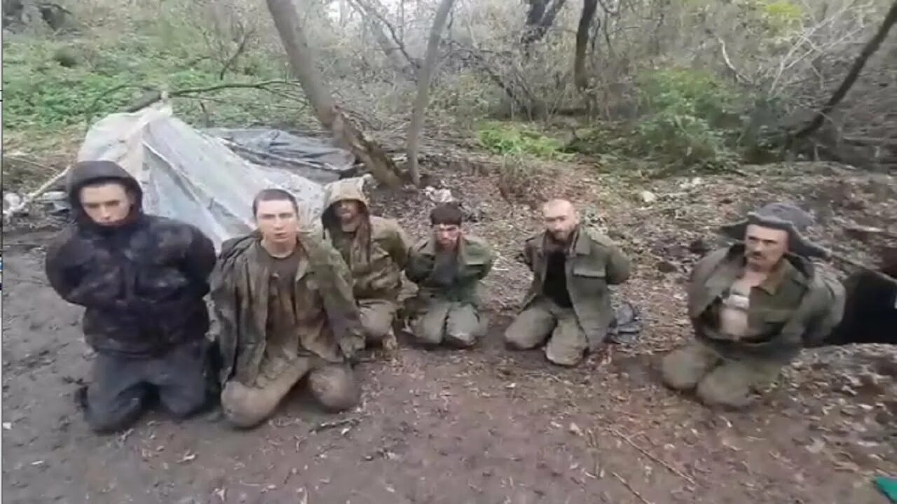 Пленные русские на украине сегодня фото RUSSIANS ARE SURRENDERING AS THEY RUN IN PANIC FROM LYMAN 2022 - YouTube