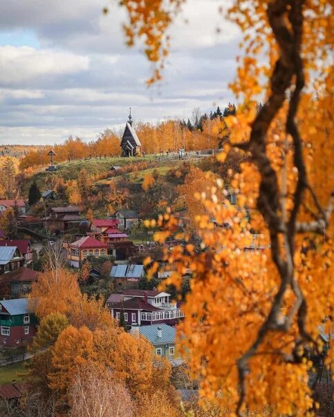 Плес город фото осень Плёс - маленький город на Волге в Ивановской области. 2023 Берёзка ВКонтакте