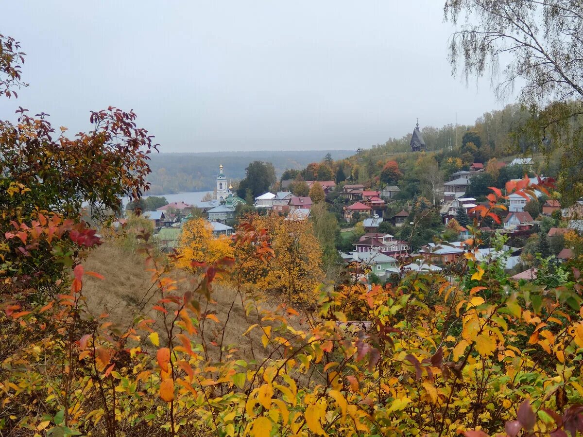 Плес осенью фото "Люблю я пышное природы увяданье..." Левитан. Плёс Осенние цветы Дзен
