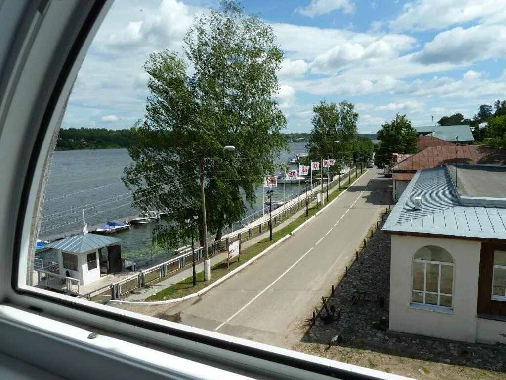 Плес отели фото Отель Золотой Плёс, Плёс, цены от 6000 руб. 101Hotels.com