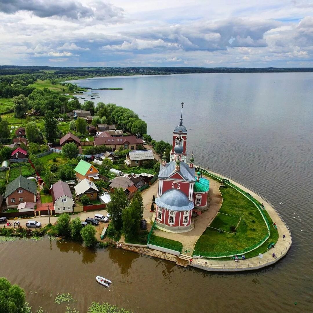 Плещеево озеро фото сверху Полетал в Переславле, где река Трубеж впадает в Плещеево озеро - Сообщество "Дро