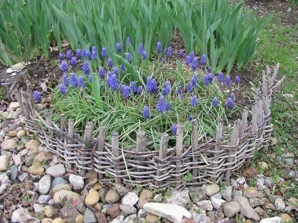 Плетень своими руками для дачи Идеи плетени для дачи и сада Jardines, Bricolage
