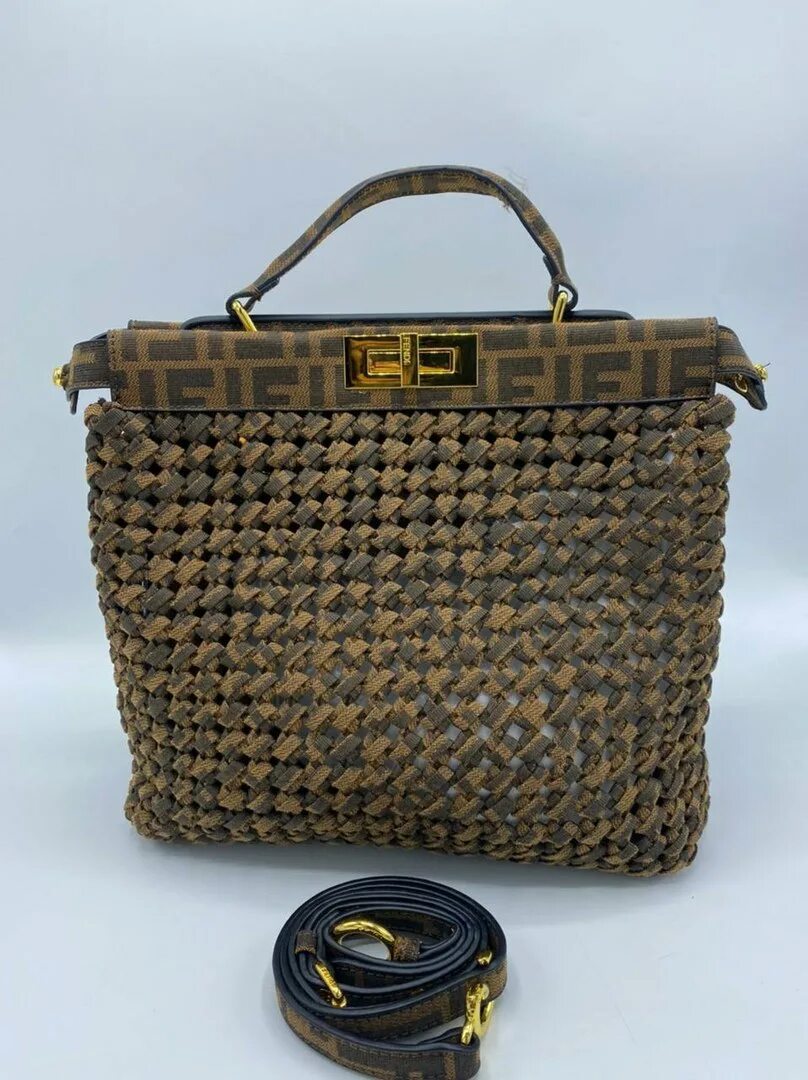 Плетеная сумочка Женская плетеная сумка Fendi 78226 коричневая 30/27 см - купить в Москве с доста