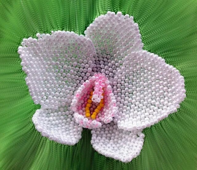 Плетение из бисера орхидеи фото Nature Inspired Beaded Jewelry Tutorials by Gemplusleather in 2023 Seed bead flo
