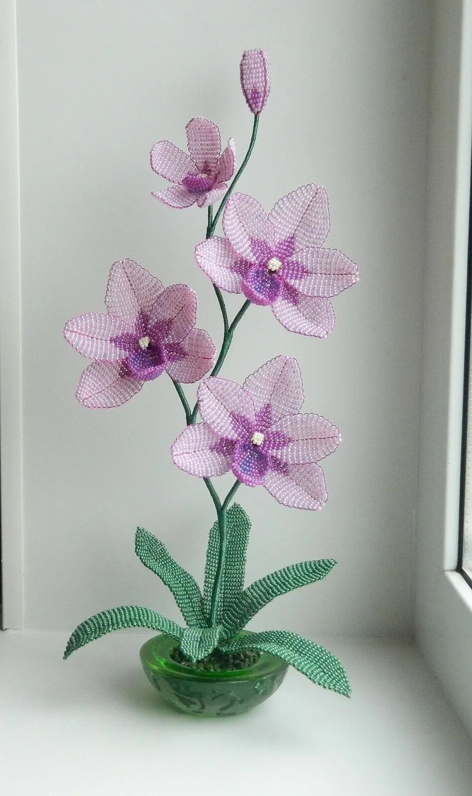 Плетение из бисера орхидеи фото Pin de Katrine Pedersen en Perleblomst Cactus de ganchillo, Artesanía de cremall