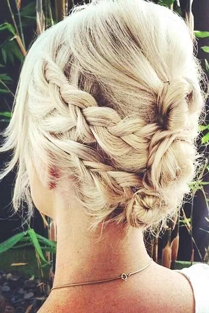 Плетение коротких волос фото 15 Charming Braided Hairstyles For Short Hair Cheveux courts, Chignon, Produit c