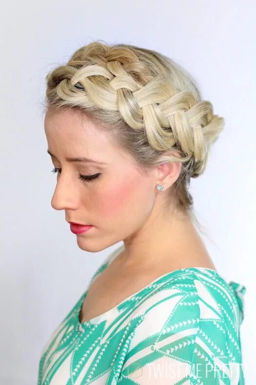 Плетение косичек на короткие волосы фото 20+ Effortless French Braid Hairstyles WOMENS WORLD Braided hairstyles, French b