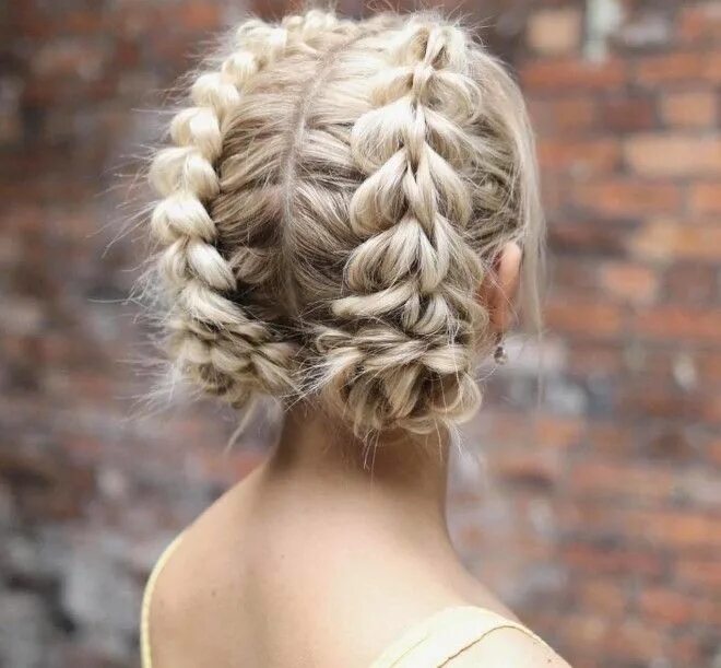 Плетение косичек на короткие волосы фото Braided Summer Hairstyles That Will Give You Vacation Vibes Fashionisers © Frenc
