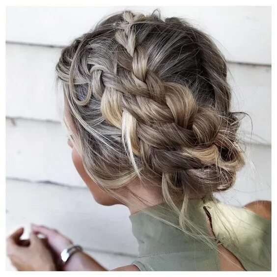 Плетение косичек на средние волосы фото The 20 Best Plait Styles for Bridesmaids Inspiration By Jodie Hairdo, Hair lengt