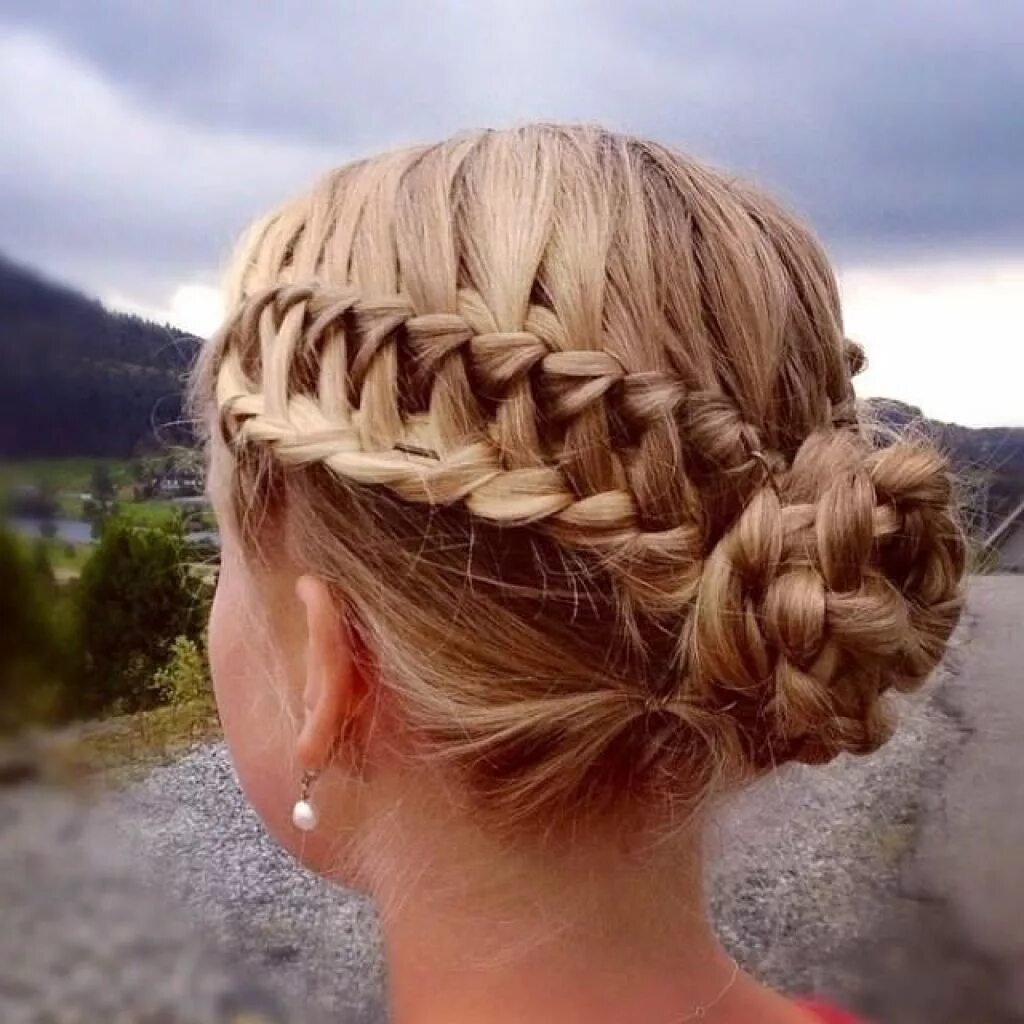 Плетение косичек на средние волосы фото 20 Hermosos peinados recogidos para cabello largo que te volverán loca Box braid