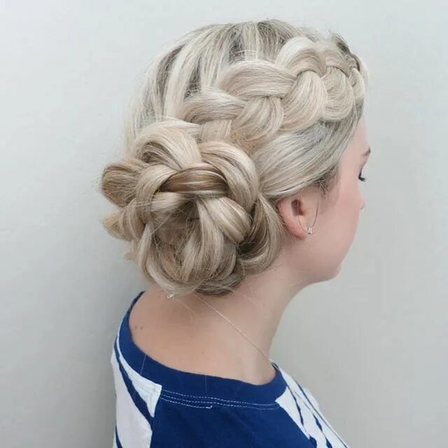 Плетение на средние фото Seventeen on Instagram: "Will never not be impressed by a braided updo #hairgoal