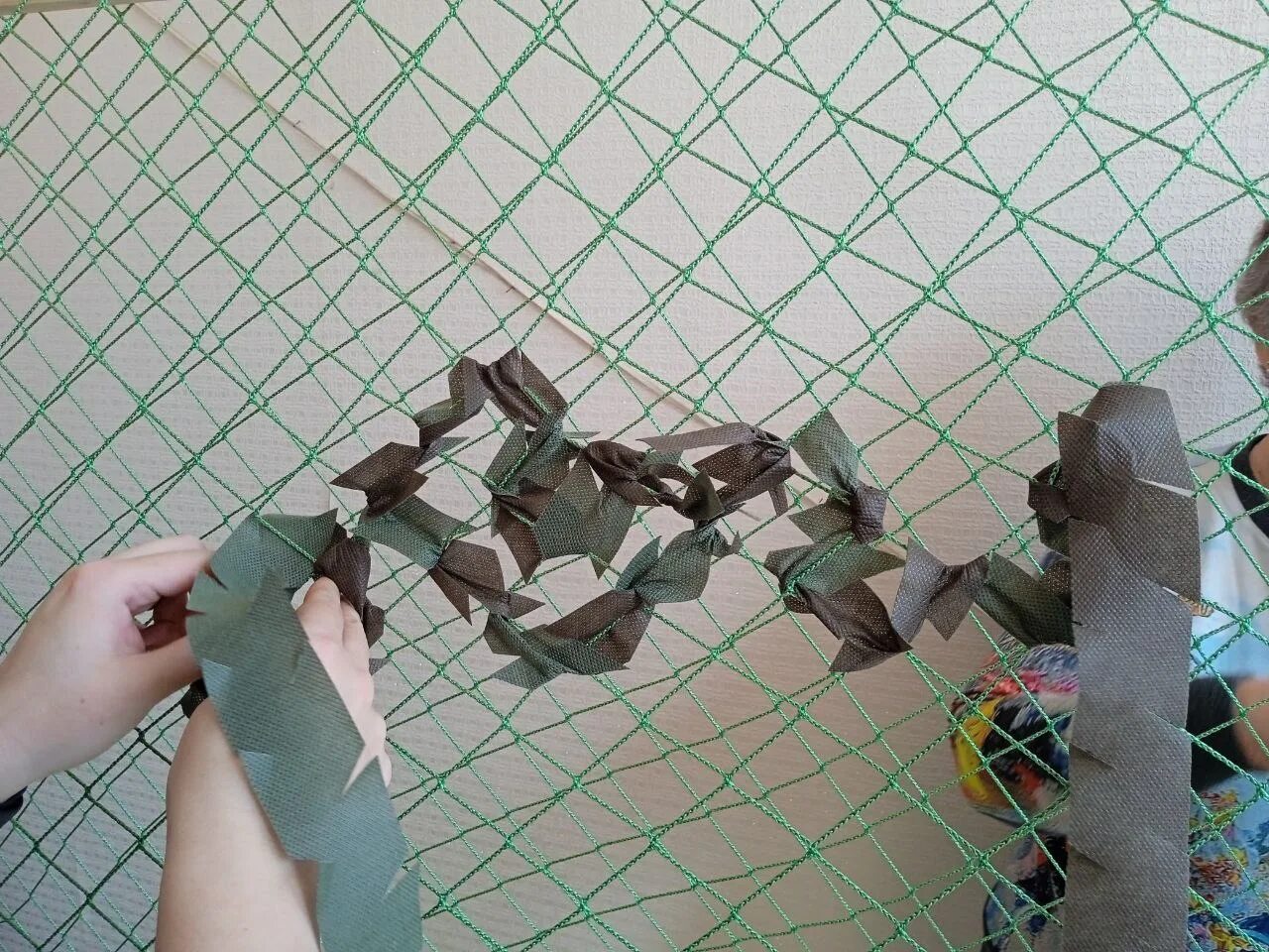 Плетение сетей маскировочных способы плетения схемы Первый мастер-класс по плетению маскировочных сетей состоялся. - Святоград