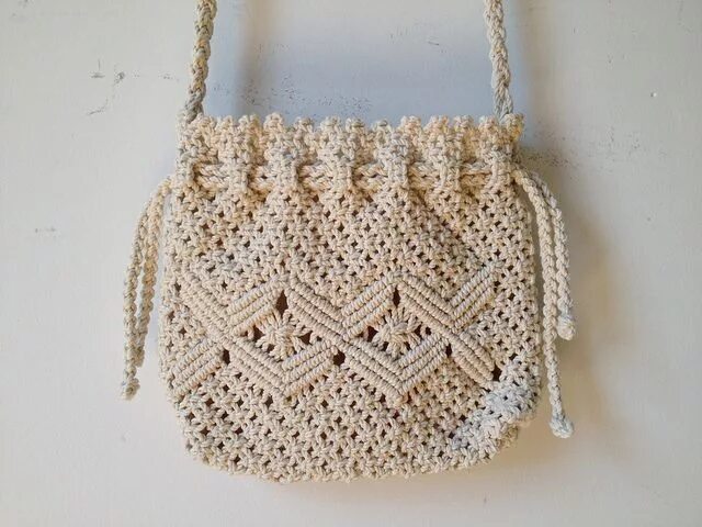 Плетение сумок в стиле макраме Imagen relacionada Bolsos de ganchillo, Macramé, Bolsos en macrame