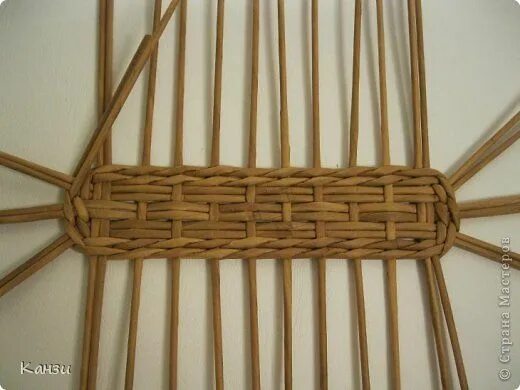 Плетение своими руками фото How to DIY Beautiful Woven Basket from Paper Tube and Ribbon Paper basket, Paper