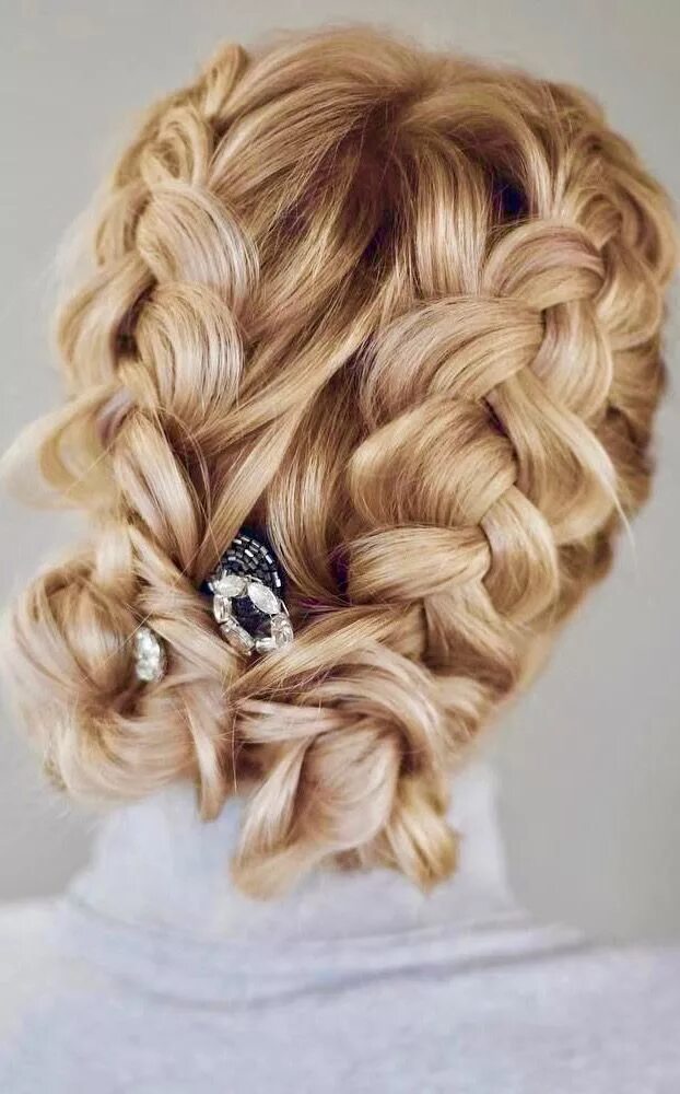 Плетение волос на средние волосы фото Pin by GeeNah Gonzalez on Cabelos / Hair Braided hairstyles, Bun hairstyles for 