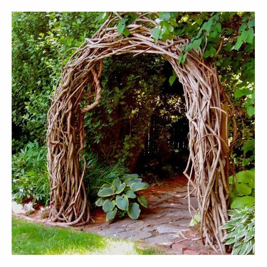 Плетеные деревья в ландшафтном дизайне фото Amazing garden dens to escape reality Garden archway, Garden arches, Whimsical g
