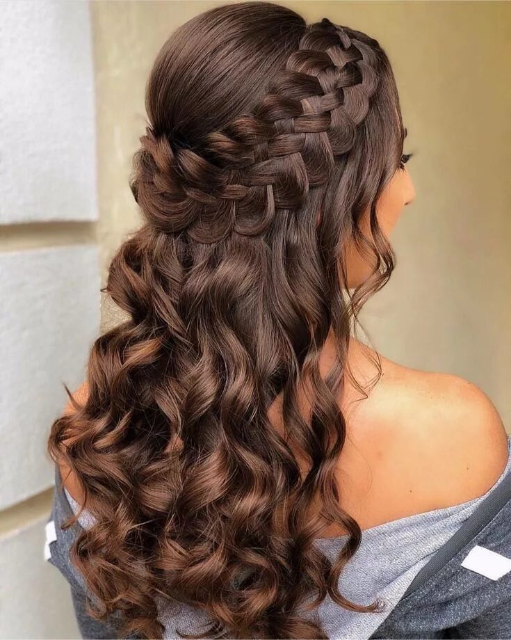Плетеные прически на длинные волосы Pin on 15 años Down hairstyles for long hair, Prom hairstyles for long hair, Qui