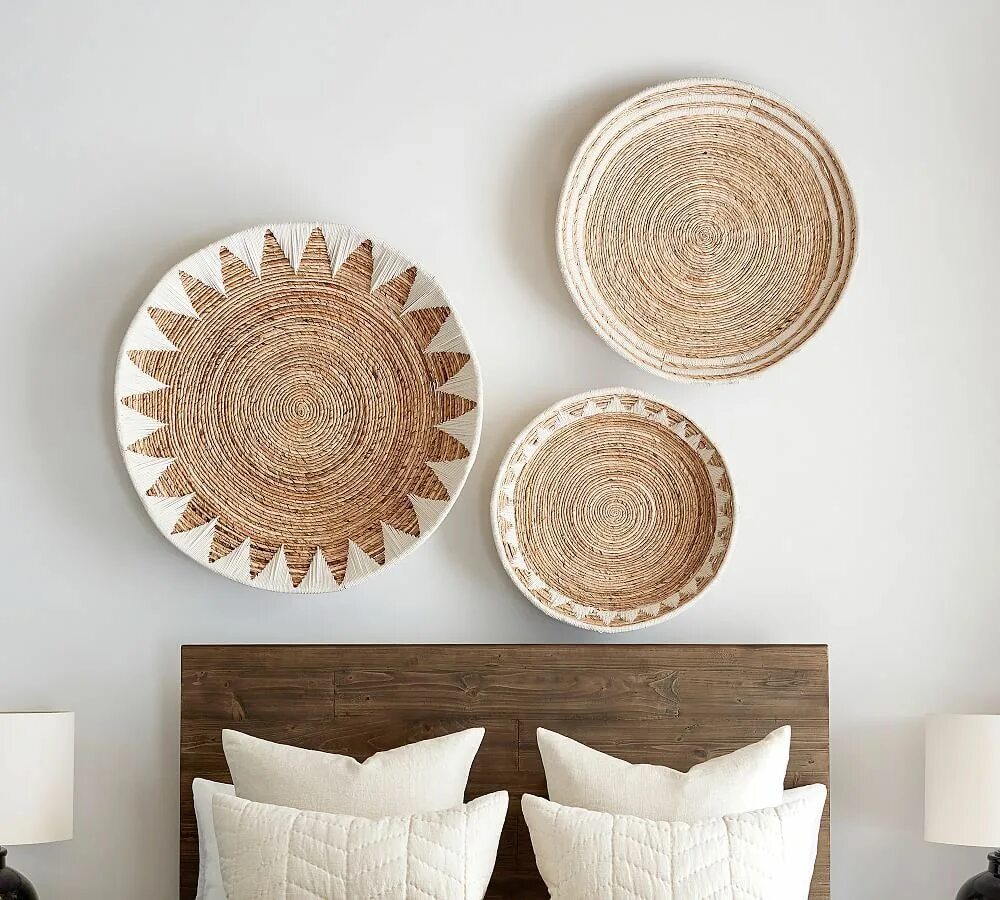 Плетеный декор для дома Sunny Handwoven Basket Wall Art, Natural/White - Set of 3 Basket wall art, Baske