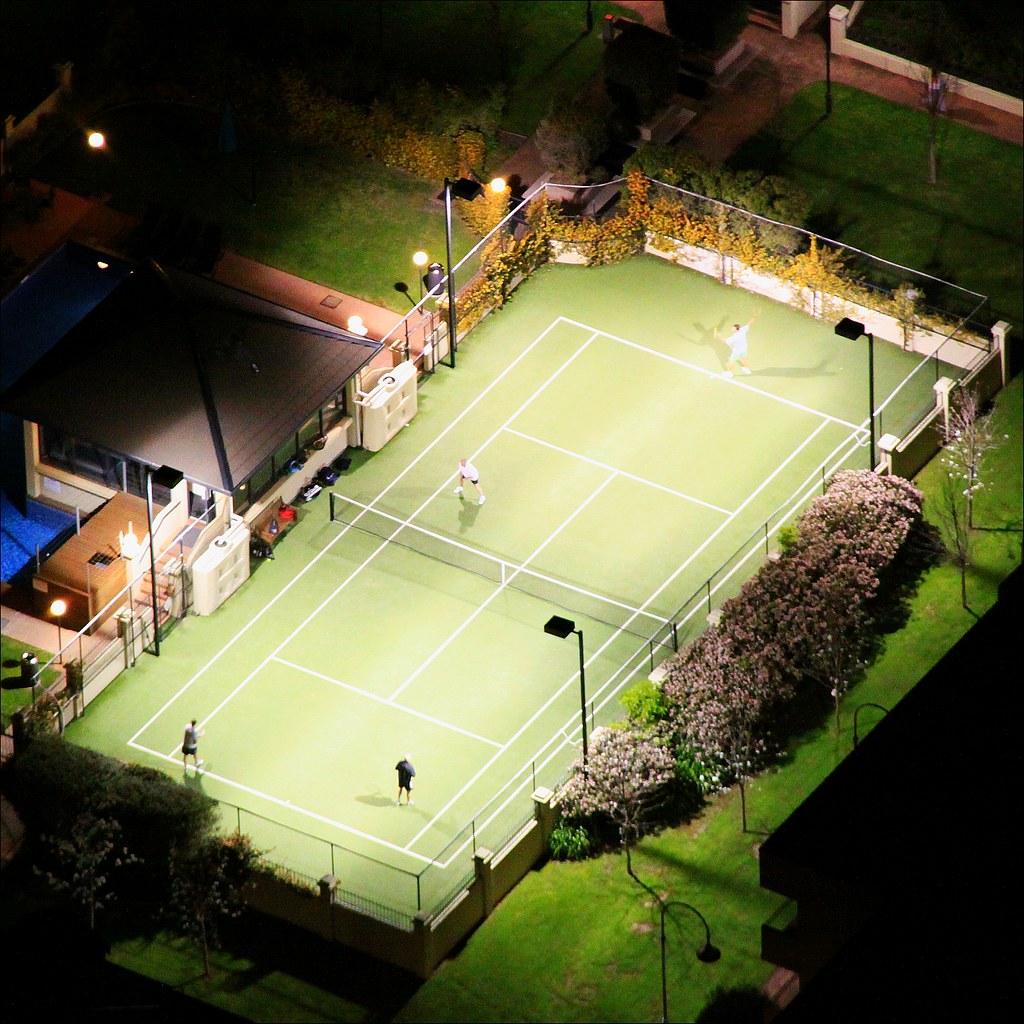 Плей корт ул мира с51 фото first service View to a tennis court between Moore St and . Flickr